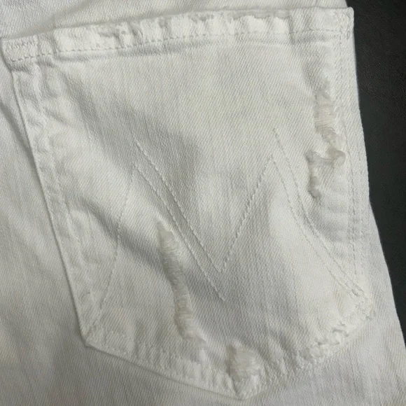 ‼️BF SALE ‼️MOTHER Superior Tomcat Ankle distressed in color Quite Innocent - Picture 3 of 10